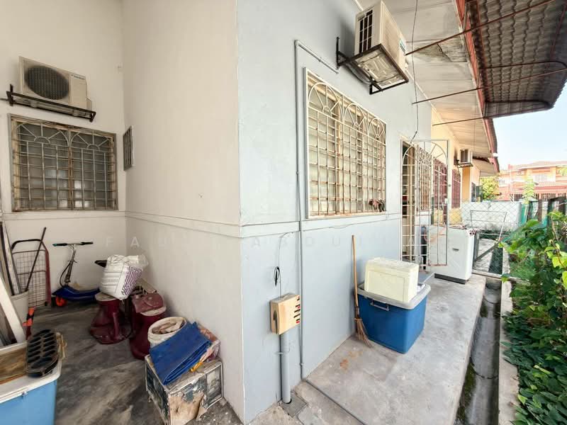 Rumah Teres 1 Tingkat untuk Dijual di Bandar Tun Hussein Onn (Cheras) - Fauzi Abdullah - Exterior - PropertyGuru.com.my