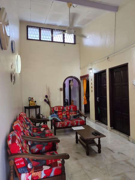 Rumah Teres 1 Tingkat untuk Dijual di Taman Dahlia (Tampoi) - Joseph Ee - PropertyGuru.com.my