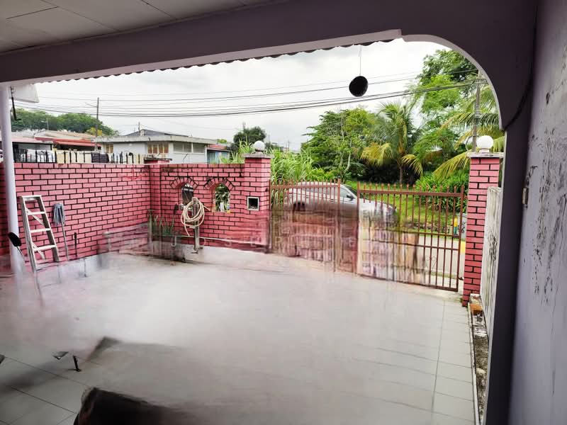 Rumah Teres 1 Tingkat untuk Dijual di Taman Dahlia (Tampoi) - Joseph Ee - PropertyGuru.com.my