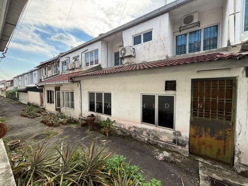 Rumah Teres 2 Tingkat untuk Dijual di Kota Damansara (Selangor) - Mudz Salahuddin - Exterior - PropertyGuru.com.my