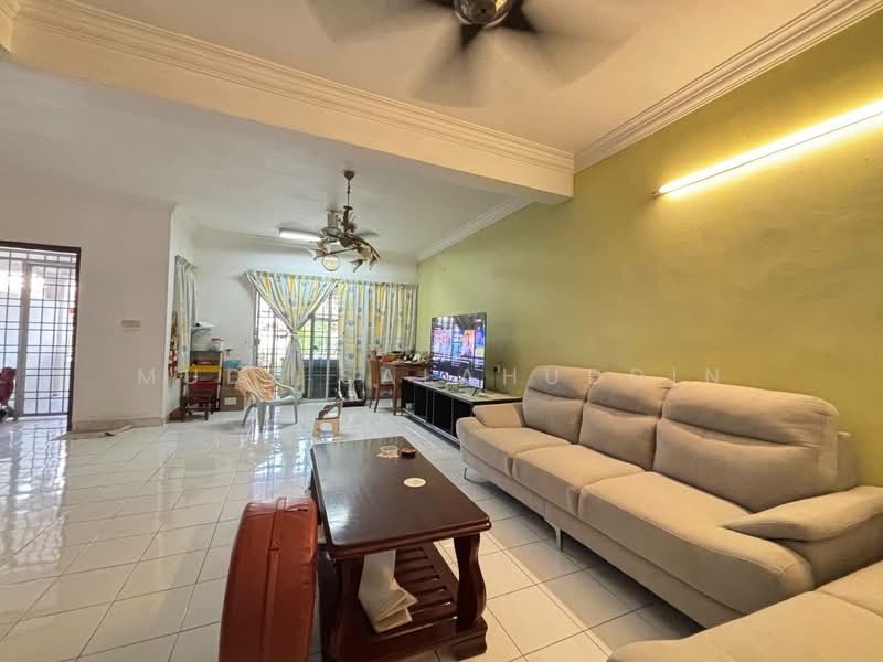 Rumah Teres 2 Tingkat untuk Dijual di Kota Damansara (Selangor) - Mudz Salahuddin - Living Room - PropertyGuru.com.my