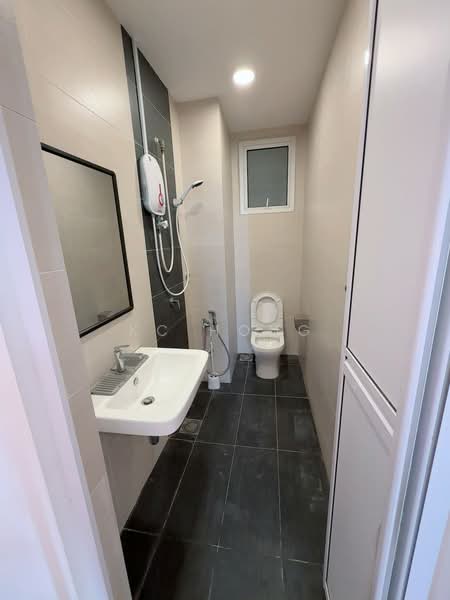 Service Residence for Rent at Pinnacle Sri Petaling - KC Hong - Bathroom - PropertyGuru.com.my