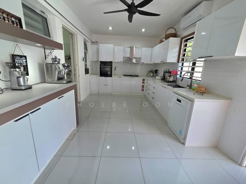 Semi-Detached House for Rent in Tanjung Bungah (Penang) - Phoebe Oon - Kitchen - PropertyGuru.com.my
