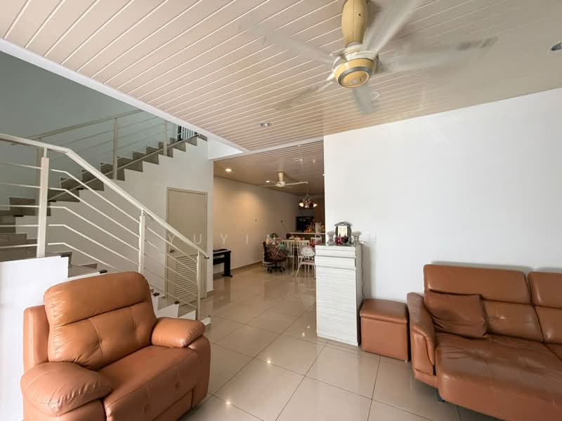 Rumah Kluster untuk Dijual di Taman Adda Heights (Tebrau) - YUYIN POH - Living Room - PropertyGuru.com.my