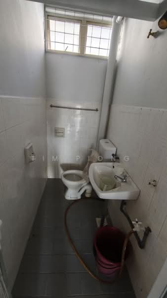 Apartment for Sale at Pangsapuri Bakti - Tim Piong - Bathroom - PropertyGuru.com.my