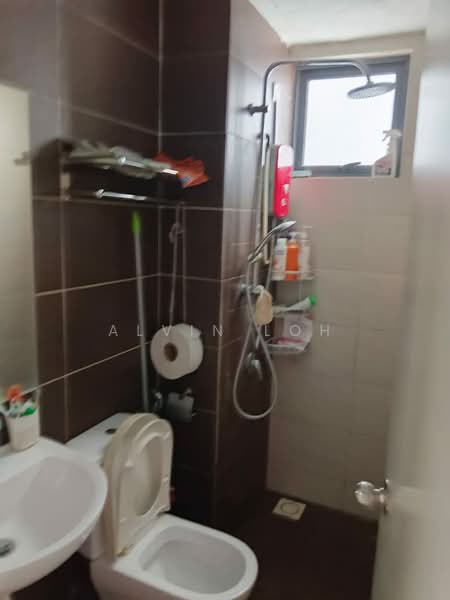 Kondominium untuk Dijual di Green Park Residence - Alvin Loh - Bathroom - PropertyGuru.com.my