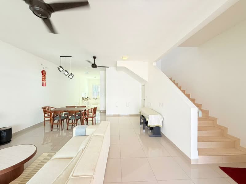 Rumah Teres 2 Tingkat untuk Dijual di Iskandar Puteri (Nusajaya) (Johor) - Pei Lu On - Living Room - PropertyGuru.com.my