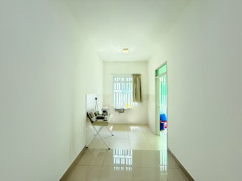 Rumah Teres 2 Tingkat untuk Dijual di Iskandar Puteri (Nusajaya) (Johor) - Pei Lu On - Kitchen - PropertyGuru.com.my