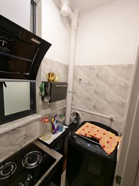 Service Residence for Sale at SUNSURIA FORUM SERVICED APARTMENT - Calvin Lim - Kitchen - PropertyGuru.com.my