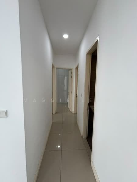 Service Residence for Sale at D'Pristine - Maggie Leng - Corridor - PropertyGuru.com.my