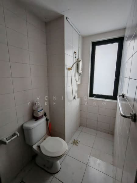 Service Residence for Rent at Trefoil - Veni Foo Yoke Fuang - Bathroom - PropertyGuru.com.my
