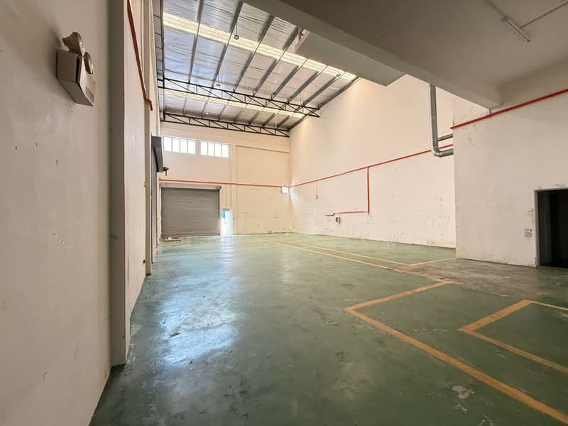 Semi-D Factory for Rent in Beranang (Selangor) - Shiny Chan - Interior - PropertyGuru.com.my