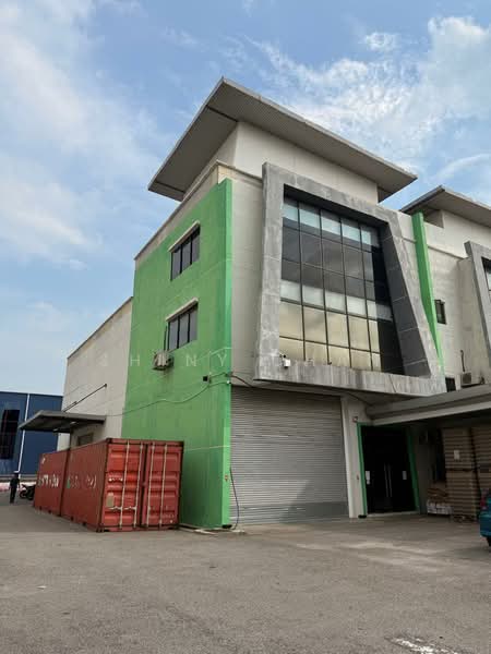 Semi-D Factory for Rent in Beranang (Selangor) - Shiny Chan - Exterior - PropertyGuru.com.my