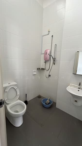 Rumah Teres 2 Tingkat untuk Disewa di Johor Bahru (Johor) - Jessy Koh - Bathroom - PropertyGuru.com.my