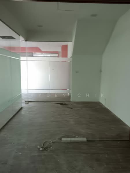 Pejabat untuk Disewa di Bandar Putra Permai (Seri Kembangan) - Jayden Chik - Interior - PropertyGuru.com.my