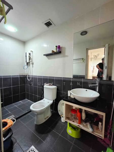 3-storey Terraced House for Sale in Sungai Besi (Kuala Lumpur) - Suki Tan - Bathroom - PropertyGuru.com.my