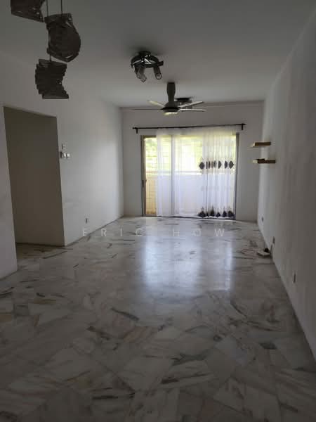 Pangsapuri untuk Disewa di Pangsapuri Saraka - Eric How - Living Room - PropertyGuru.com.my
