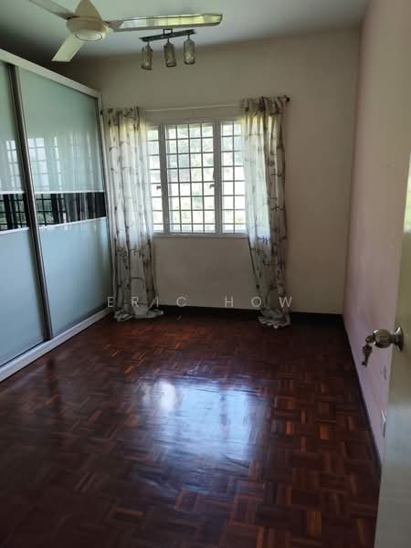 Pangsapuri untuk Disewa di Pangsapuri Saraka - Eric How - Bedroom - PropertyGuru.com.my