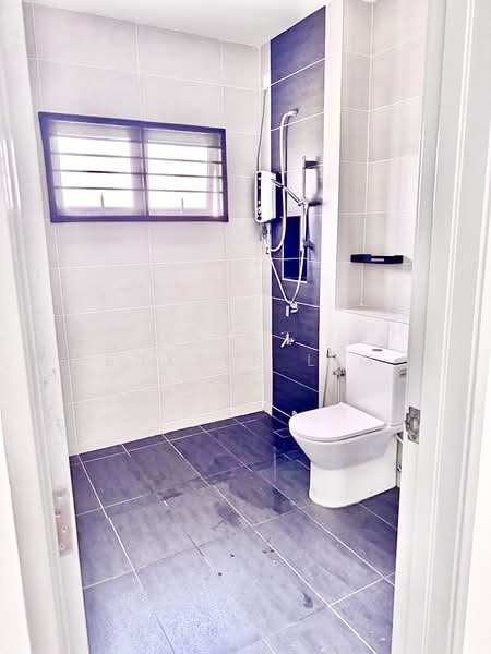 Terraced House for Rent in Alam Impian Ttdi (Shah Alam) - Baxter Lim - Bathroom - PropertyGuru.com.my