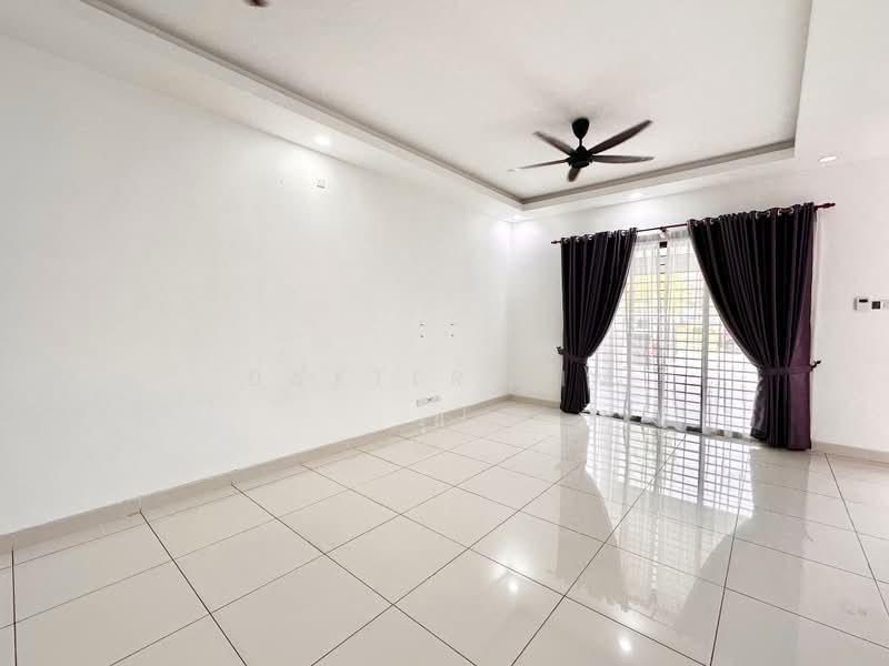 Terraced House for Rent in Alam Impian Ttdi (Shah Alam) - Baxter Lim - Living Room - PropertyGuru.com.my