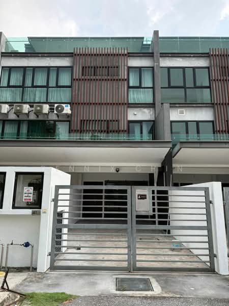 Townhouse for Rent in Villa Domus (Batu Caves) - Dennix Chin - Exterior - PropertyGuru.com.my