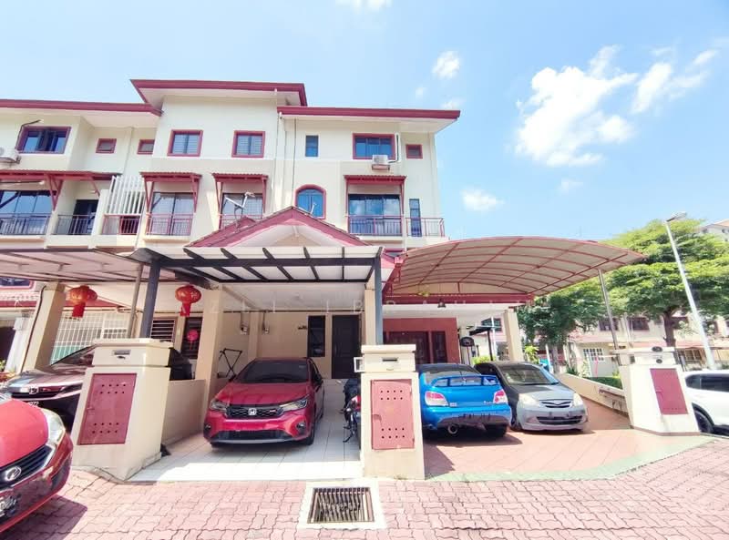 Townhouse for Sale in Cheras (Selangor) - Azli Ibrahim - Exterior - PropertyGuru.com.my