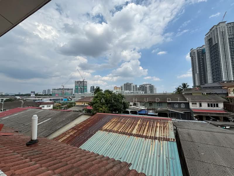 Rumah Teres 2.5 Tingkat untuk Dijual di Petaling Jaya (Selangor) - Mudz Salahuddin - Exterior - PropertyGuru.com.my