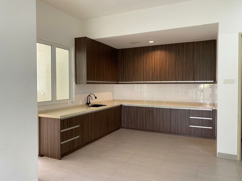 Condominium for Sale at Subang Parkhomes - Rachel Sie - Kitchen - PropertyGuru.com.my
