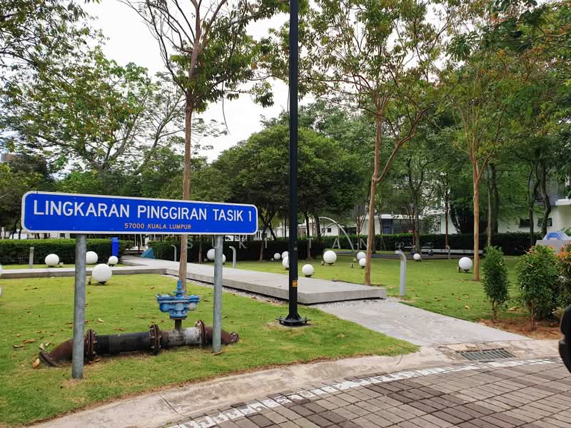 Rumah Berkembar untuk Dijual di Lake Fields (Sungai Besi) - Suki Tan - Exterior - PropertyGuru.com.my