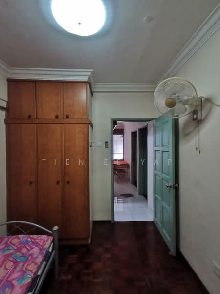 Condominium for Sale at Sri Suajaya Condominium - Tien Ee Yap - Bedroom - PropertyGuru.com.my