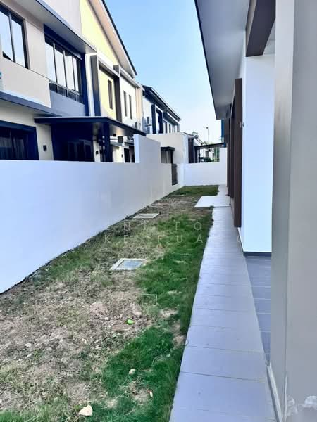 Rumah Berkembar untuk Disewa di Setia Alam (Selangor) - Veni Foo Yoke Fuang - Exterior - PropertyGuru.com.my
