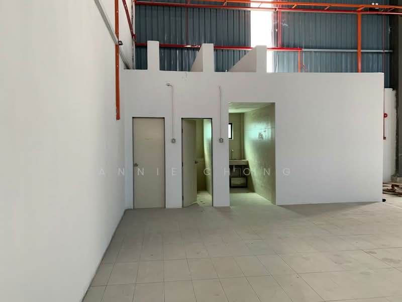 Detached Factory for Sale in Taman Bukit Subang (Shah Alam) - Annie Chong - Interior - PropertyGuru.com.my