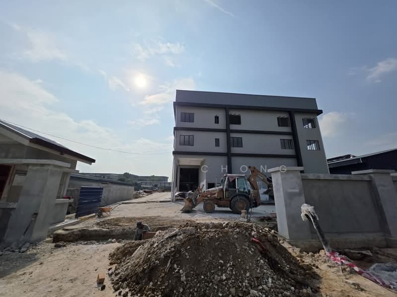 Detached Factory for Sale in Taman Bukit Subang (Shah Alam) - Annie Chong - Exterior - PropertyGuru.com.my