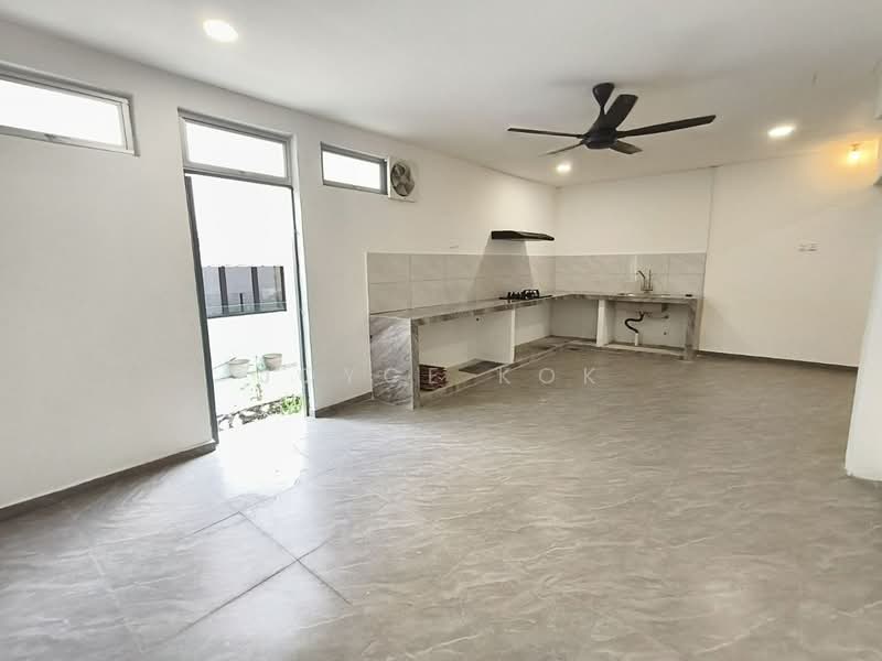 2-storey Terraced House for Sale in Usj 4 (Subang Jaya) - Joyce Kok - Extended kitchen - PropertyGuru.com.my