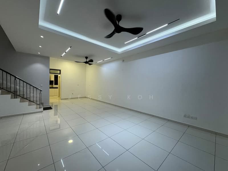 2-storey Terraced House for Rent in Taman Desa Tebrau (Tebrau) - Jessy Koh - Living Room - PropertyGuru.com.my