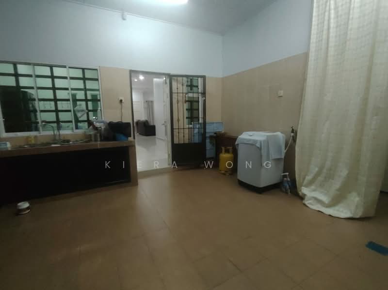 Semi-Detached House for Sale in Taman Paya Rumput Indah (Paya Rumput) - Kiera Wong - Kitchen - PropertyGuru.com.my