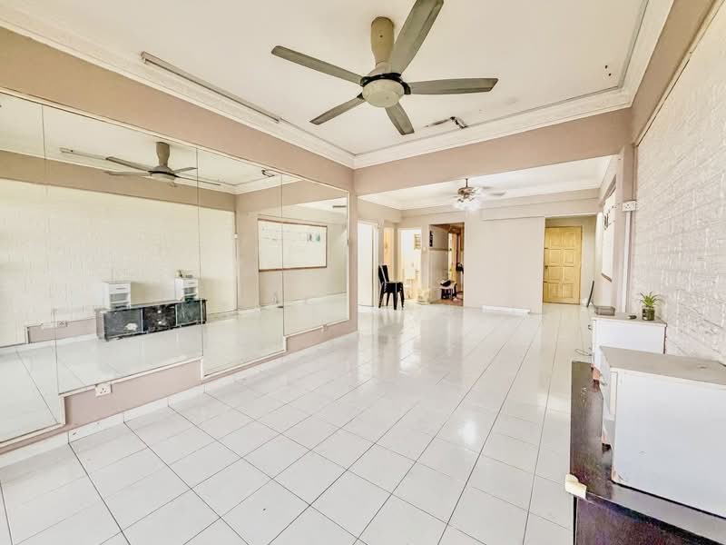 Pangsapuri untuk Dijual di Plaza Indah Apartment - Alif Saad - PropertyGuru.com.my