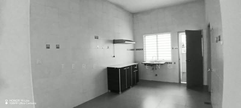 2-storey Terraced House for Rent in Ambang Botanic (Klang) - Teresa Teng - Kitchen - PropertyGuru.com.my