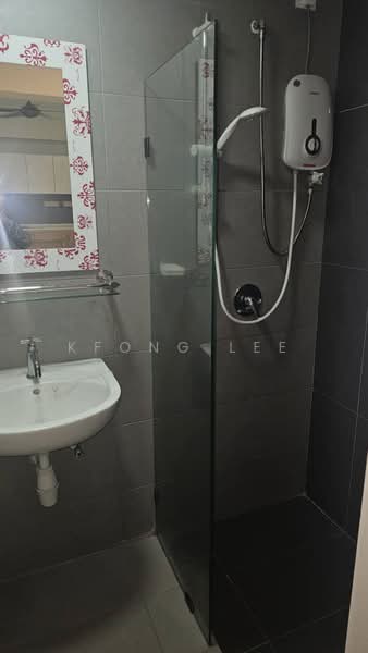 Service Residence for Rent at Avenue D'Vogue - Kfong Lee - Bathroom - PropertyGuru.com.my
