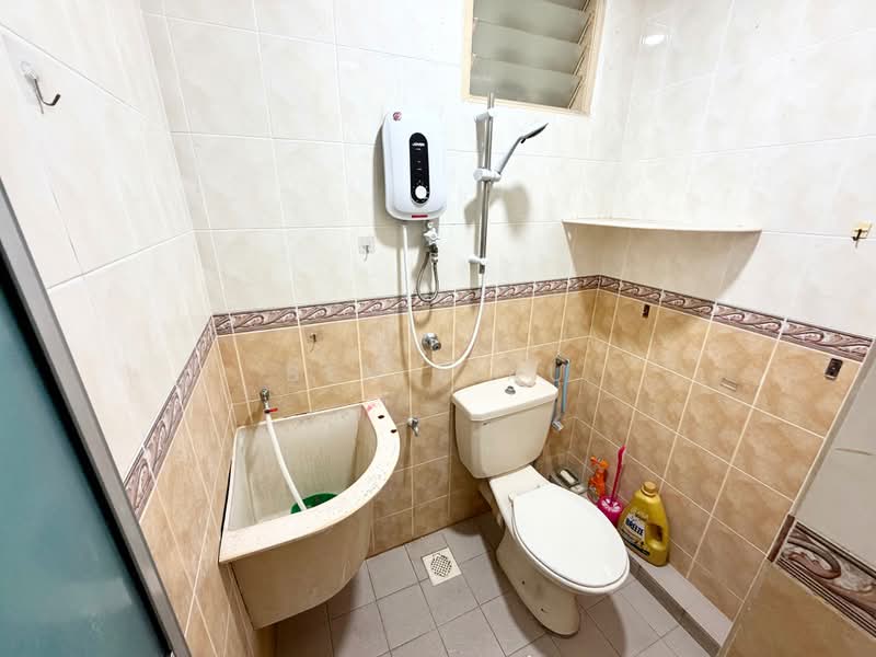 Pangsapuri untuk Disewa di Gambier Heights - Ben Liau - Bathroom - PropertyGuru.com.my