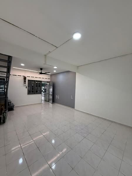 Rumah Teres 2 Tingkat untuk Dijual di Parit Raja (Johor) - Win Lim - Living Room - PropertyGuru.com.my