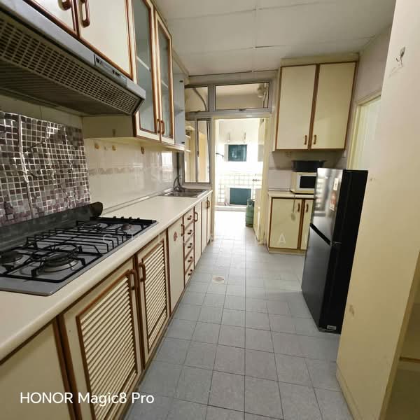 Condominium for Rent at Indah Samudra Condominium - Chloe Lai - Kitchen - PropertyGuru.com.my