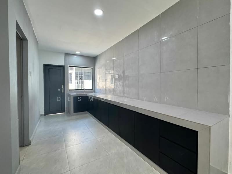 Rumah Teres 2 Tingkat untuk Dijual di Plentong (Johor) - Desmond Yap - Kitchen - PropertyGuru.com.my