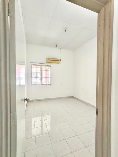 Rumah Teres 1 Tingkat untuk Dijual di Puncak Alam (Selangor) - Yasmin Sulaiman - PropertyGuru.com.my