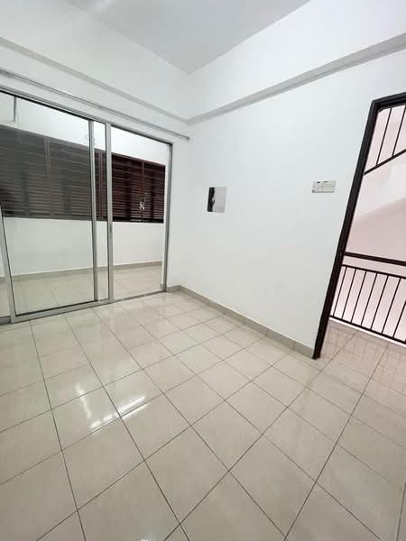 Rumah Teres 2.5 Tingkat untuk Disewa di Taman Sri Sinar (Segambut) - Eliz Chan - Interior - PropertyGuru.com.my
