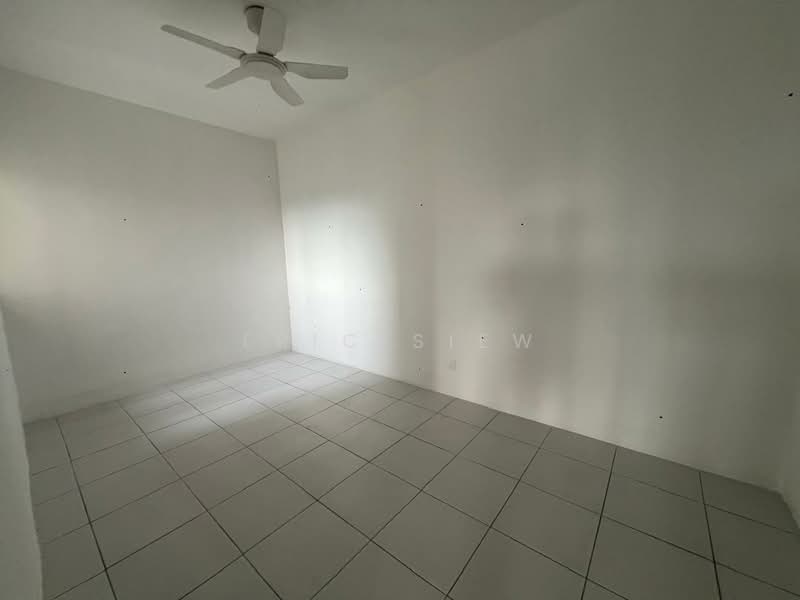 Condominium for Rent at Residensi Sateria - Eric Siew - Interior - PropertyGuru.com.my