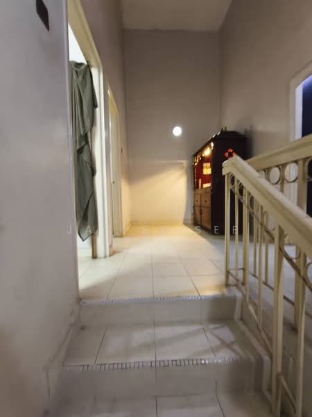 2-storey Terraced House for Sale in Bandar Bukit Puchong 2 (Puchong) - Jasper See - Corridor - PropertyGuru.com.my