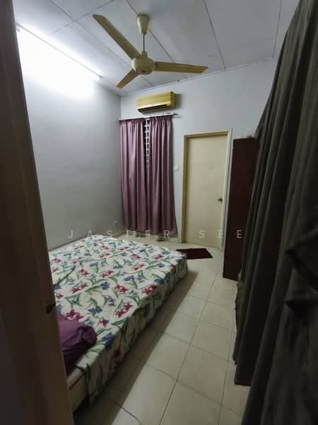 2-storey Terraced House for Sale in Bandar Bukit Puchong 2 (Puchong) - Jasper See - Bedroom - PropertyGuru.com.my