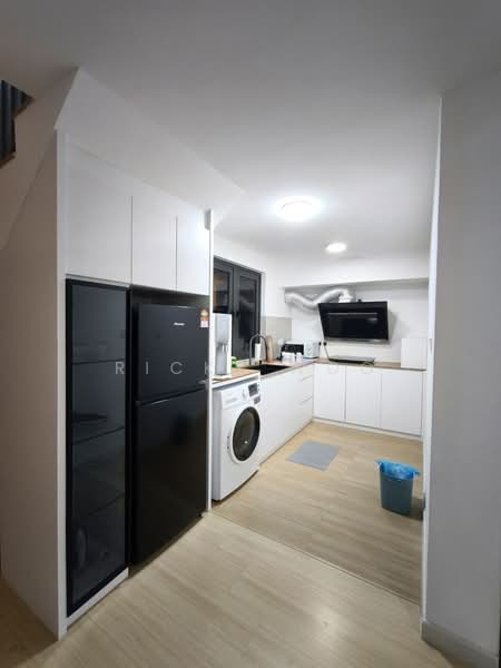 Service Residence for Sale at Sunway Grid Residence - Ricky Woo - Kitchen - PropertyGuru.com.my