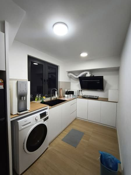 Service Residence for Sale at Sunway Grid Residence - Ricky Woo - Kitchen - PropertyGuru.com.my